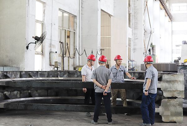 大型鑄造加工廠家說放下指責(zé)，共同解決大型鑄鋼件質(zhì)量問題！