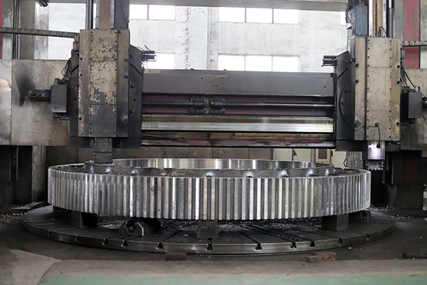 怎么選球磨機(jī)上配件的大齒輪加工廠家？