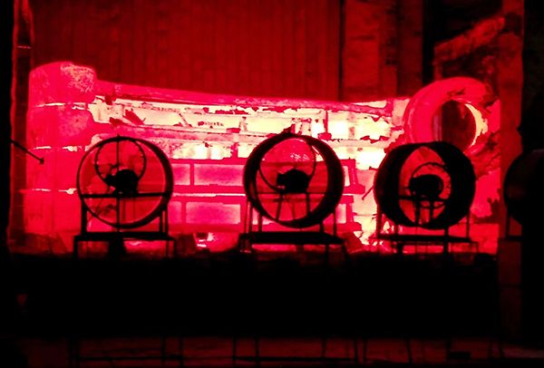 大型鑄造加工廠家如何應(yīng)對(duì)熱處理質(zhì)量檢驗(yàn)過程中的設(shè)備故障和人為差錯(cuò)？