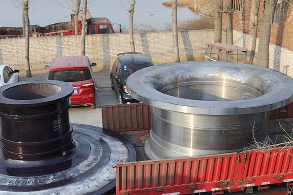 選擇大型鑄造加工廠家時(shí)需注意哪些關(guān)鍵因素？