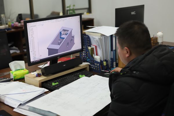 對不同材質的鑄鋼件，鑄鋼件加工廠家如何設計工藝筋？