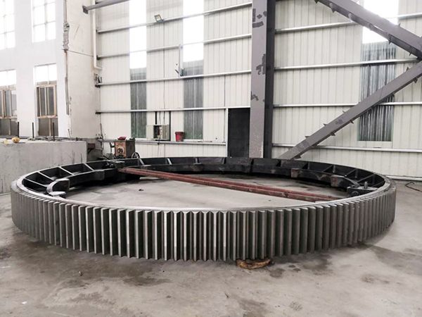 鑄鋼件加工廠家生產大齒輪時，哪些因素可能導致成品不合格？