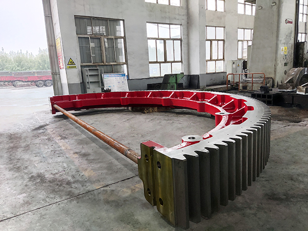 鑄鋼件加工廠家講解為何大型鑄鋼件有這個(gè)或哪個(gè)缺陷的原因？