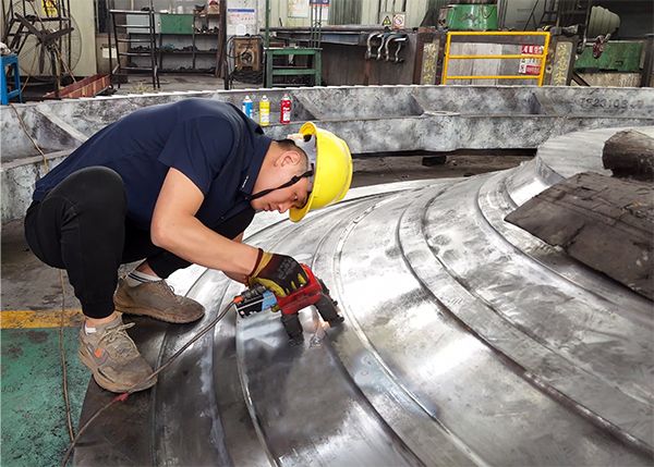 想知道大型鑄鋼件廠家的鑄鋼件磁粉探傷的那些事嗎？