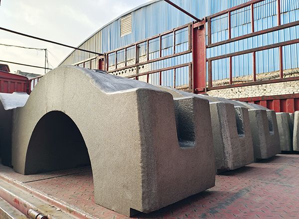 在對大型鑄鋼件造型中，直澆道、橫澆道、內(nèi)澆道起到什么作用？