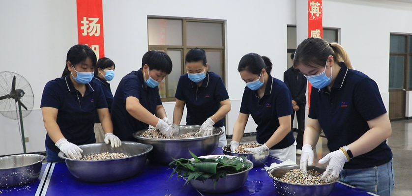 大型鑄鋼廠-騰飛鑄鋼端午節(jié)這樣過！