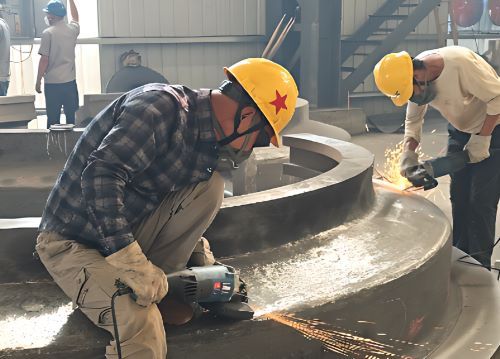 大型鑄鋼廠在鑄造車間的注意事項(xiàng)