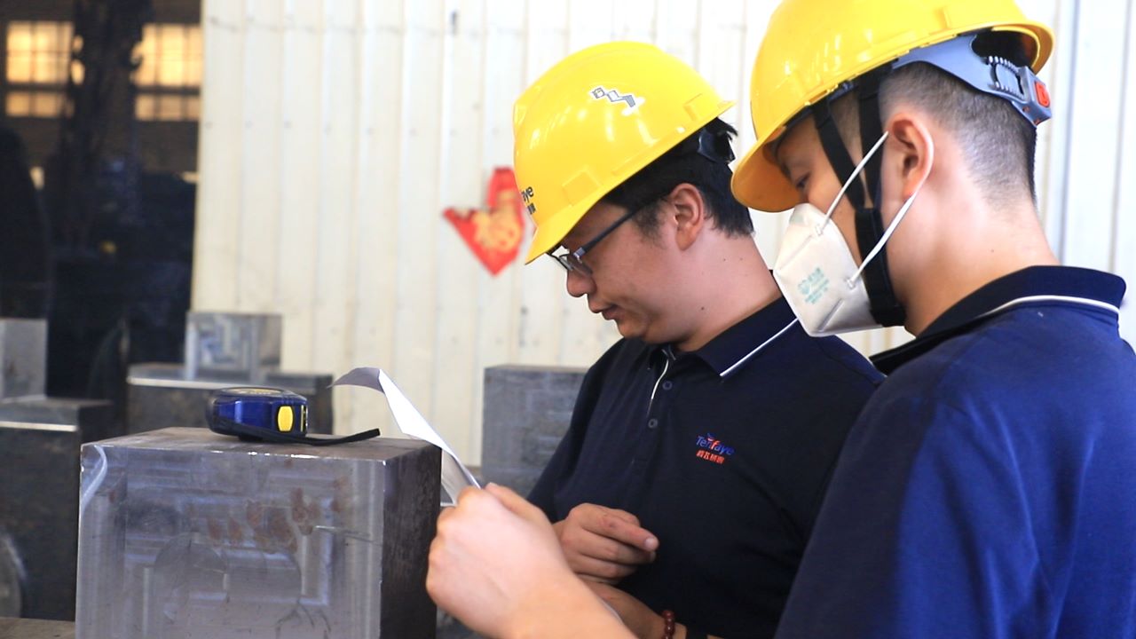 大型鑄鋼廠-騰飛鑄鋼如何做到探傷標(biāo)準(zhǔn)一級(jí)的？