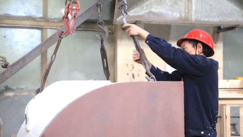 大型鑄鋼件型砂為何需要打磨？