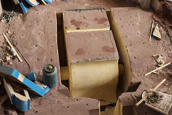 大型鑄鋼件廠家在鑄鋼件鑄造完成后是如何回收鑄造用砂？