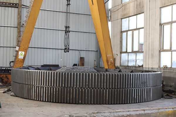 大型鑄造加工廠家講講大齒輪一二點(diǎn)事