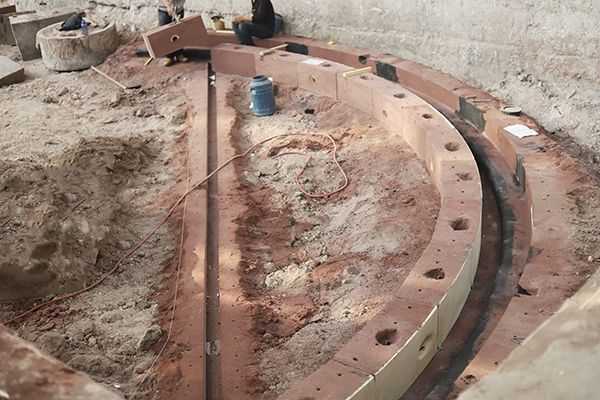 為什么機(jī)器替代不了了手工造型？大型鑄造加工廠家告訴您是什么原因