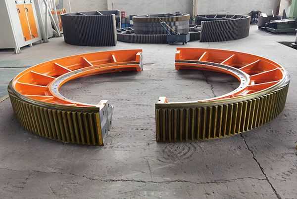 有關(guān)大齒輪、渣罐等鑄鋼件的加工，大型鑄鋼件廠家是怎么做？