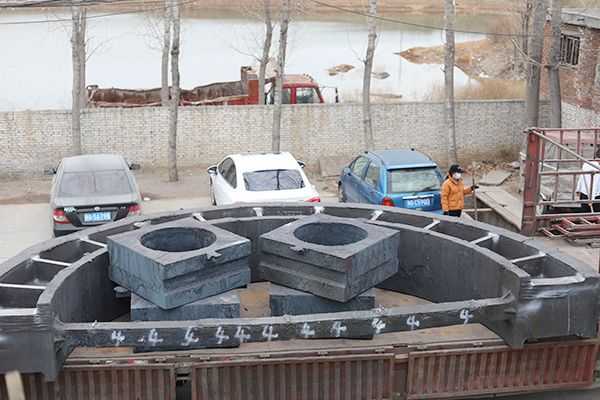 冬季對(duì)大型鑄鋼件鑄造澆注的小竅門，大型鑄鋼件廠家來(lái)科普