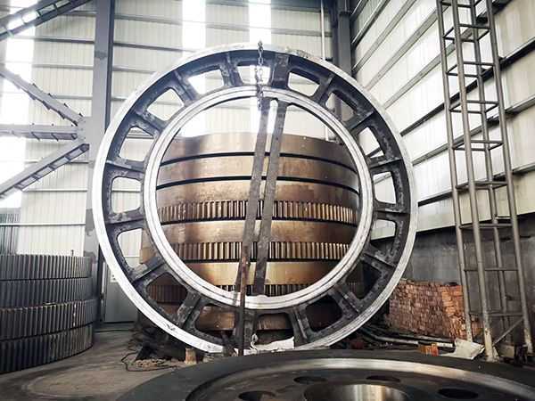 大型鑄鋼件廠家對大齒輪的設計，為什么還要考慮到其噪音？