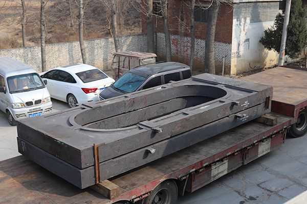 大型鑄鋼件廠家對大型鑄鋼件的清砂操作，您了解多少？